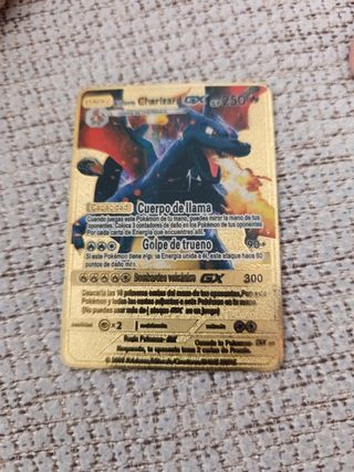 Pikachu VMAX - Carta Pokémon varios modelos 

