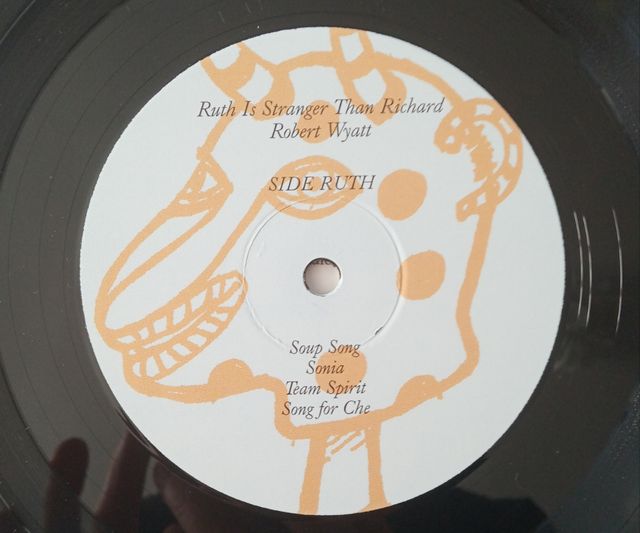 LP Robert Wyatt - Ruth Is Stranger Than Richard.