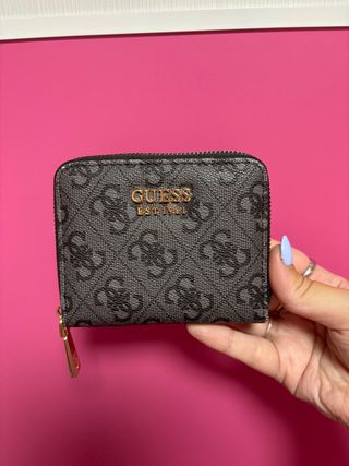 Cartera Guess - Negra Gris