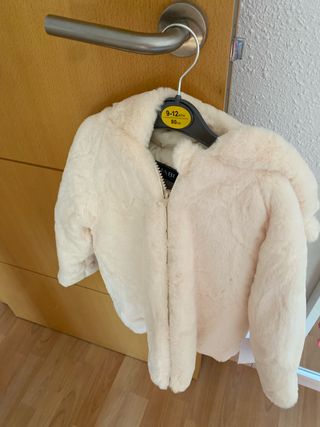 Abrigo de peluche beige 36 meses