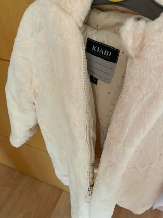 Abrigo de peluche beige 36 meses