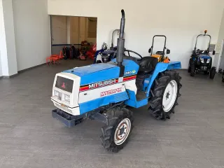 MITSUBISHI MT2001X 4x4 1999