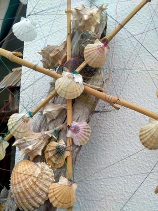 Mobile conchiglie e bamboo