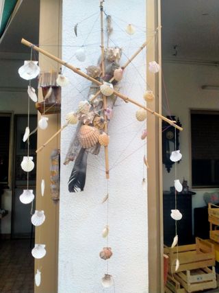 Mobile conchiglie e bamboo