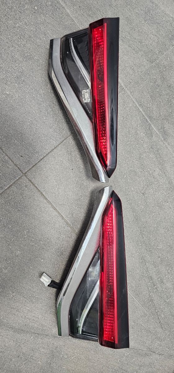 Pilotos traseros Toyota Corolla