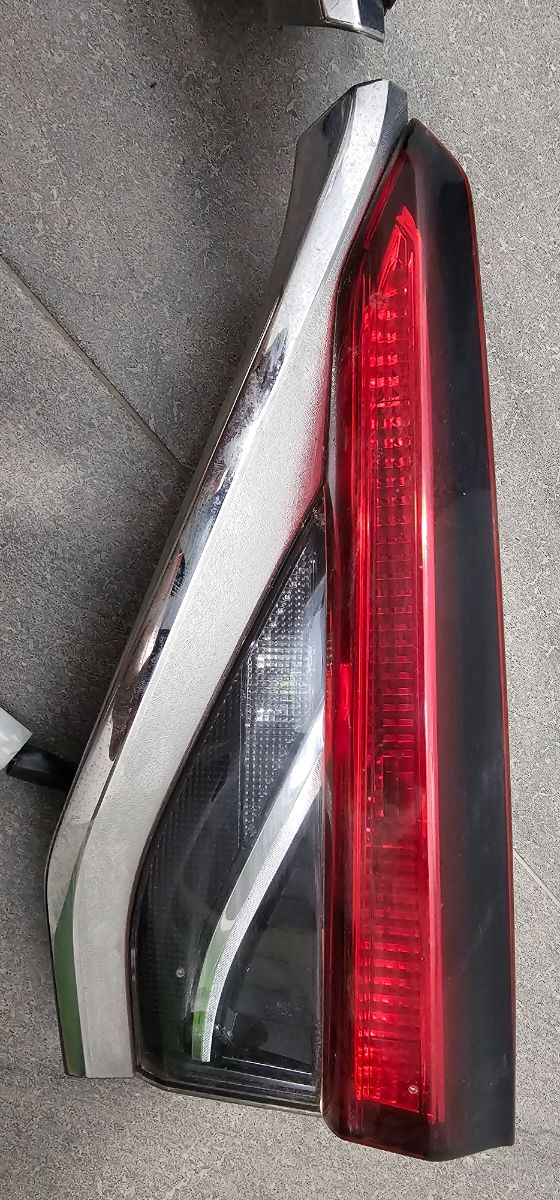 Pilotos traseros Toyota Corolla