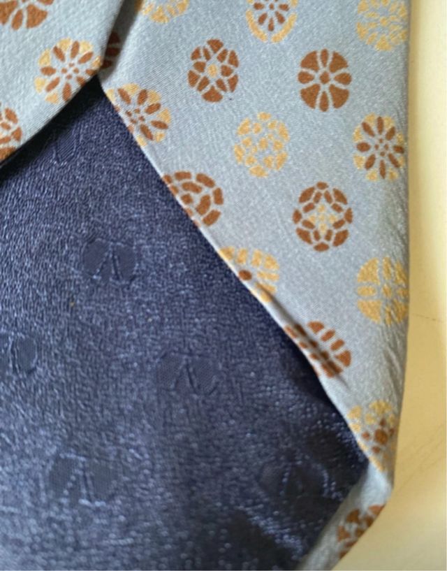 Cravatta Valentino vintage seta blu