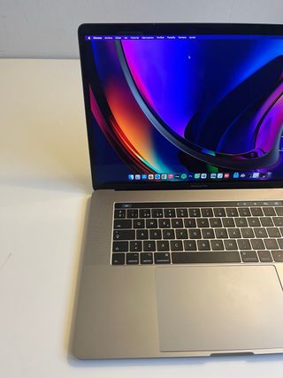 MacBook Pro 15" 2017 Touch Bar