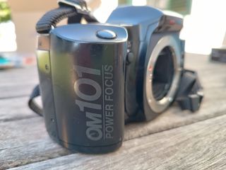 Olympus OM-101: Cámara manual