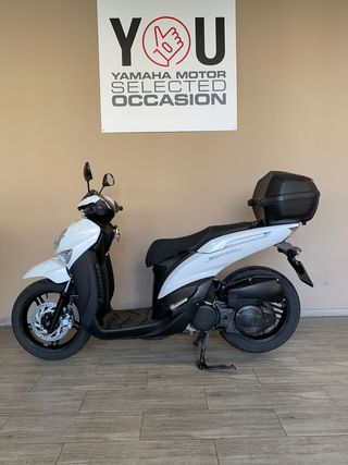 YAMAHA 