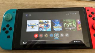 Nintendo Switch V1 - Consola azul y roja