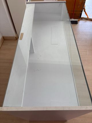 Vitrina expositora blanca