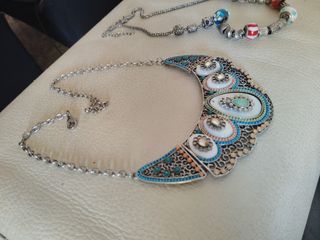 Collar multicolor plata