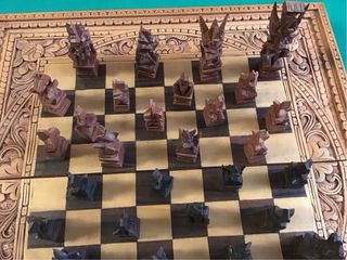 Scacchiera legno intagliato 44x44cm