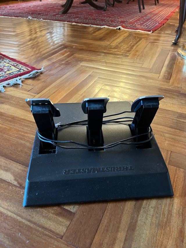 Pedali Thrustmaster T300