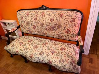 Sofá antiguo estilo imperio