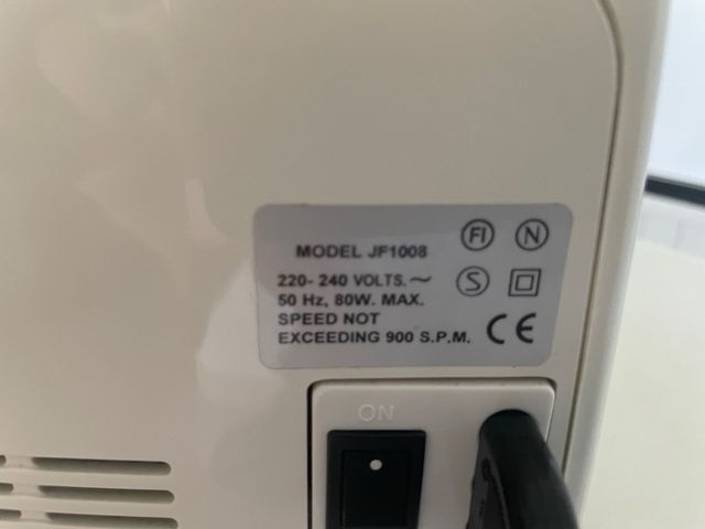 Máquina coser Alfa 1008 eléctrica