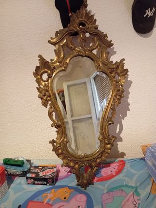 Espejo antiguo dorado