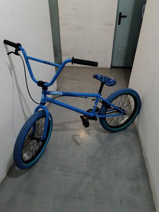 BMX Stolen, azul niño