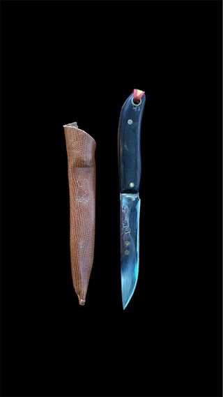 Cuchillo artesanal con funda