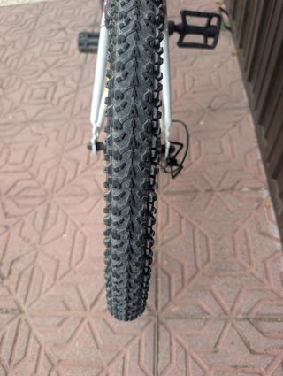 Bicicleta montaña 24" niña