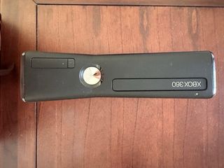 Xbox 360 Slim negra
