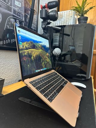 MacBook Air 13" Retina 2019 Rosa Gold i5, 8gb RAM
