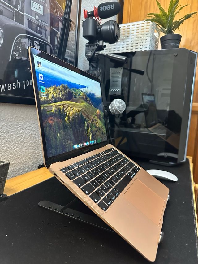 MacBook Air 13" Retina 2019 Rosa Gold i5, 8gb RAM