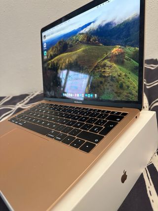 MacBook Air 13" Retina 2019 Rosa Gold i5, 8gb RAM
