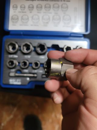 Extractor de tornillos, tuerca dañada 8-19mm