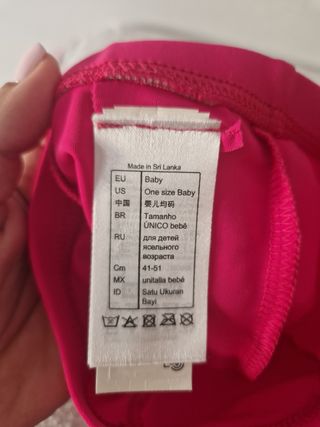 Bañador neopreno niña con gorro 