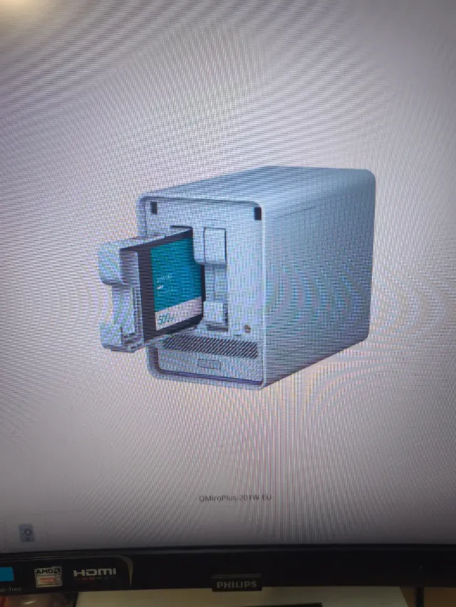 Router WiFi QNAP QMiroPlus-201W y Nas