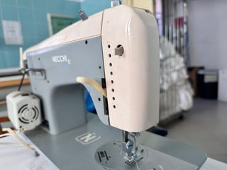 Macchina da cucire Necchi Tipo 812