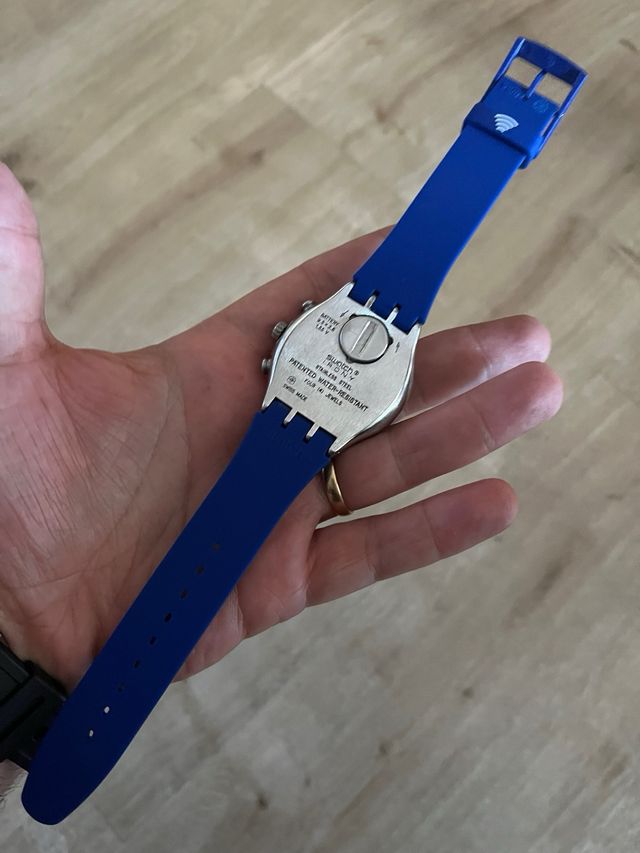 Swatch Irony Chrono - Rojo & Azul