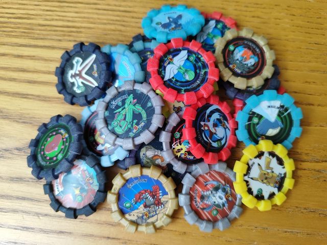 Lote 24 tazos Pokémon Boinx