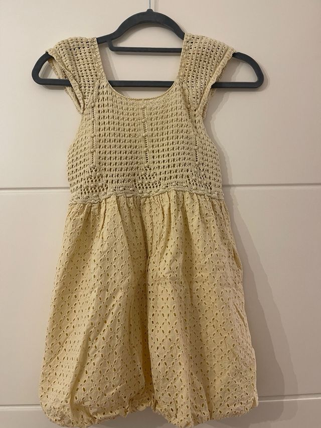 Vestido crochet niña amarillo
