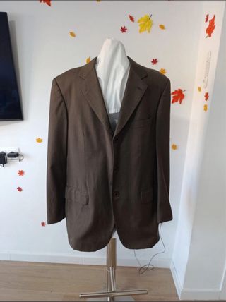 Traje Massimo Dutti marrón