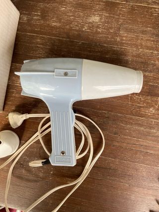 Secador Taurus vintage azul y blanco