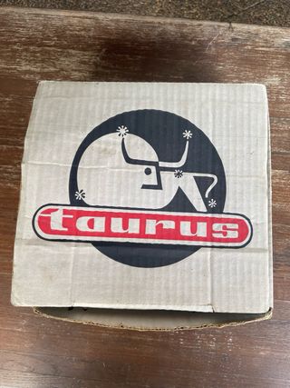 Secador Taurus vintage azul y blanco