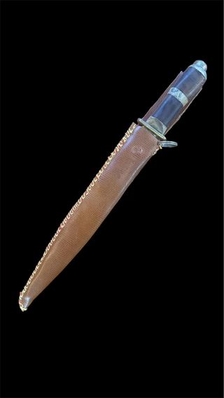 Cuchillo artesanal con funda