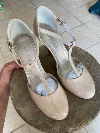 Tacones MARCO TOZZI beige, talla 39