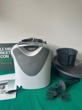 Bimby TM5 originale Vorwerk completo di accessori