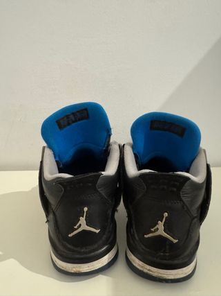 Air Jordan 4 Retro 36,5 - Bambas