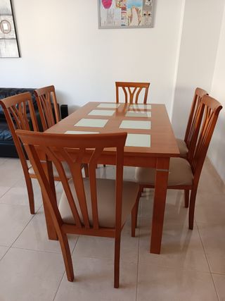 Mueble salón 3m -TV,Mesa auxiliar y comedor sillas