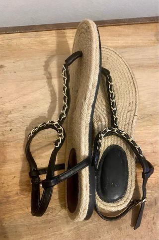 Sandalias Parfois T41 - beige/negro