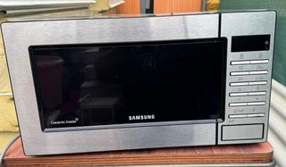 Microondas con grill - usado