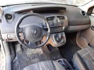 Renault 8200300859 sistema audio scenic ii 8307492