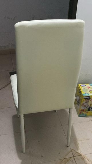 2 Sillas blanca salón 