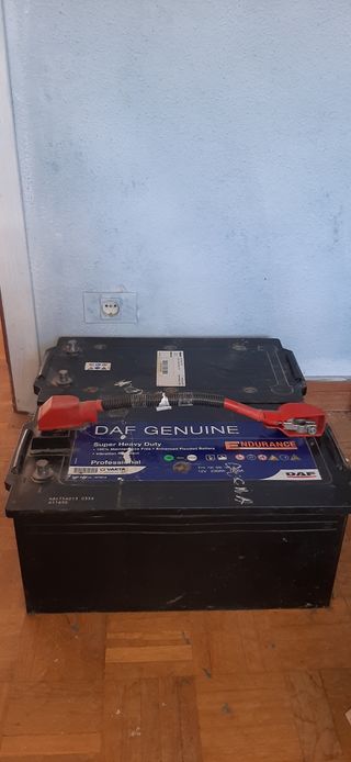2 Baterías camión DAF - 12V 230Ah 1200A
Nuevas
