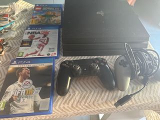 PS4 (PlayStation 4) 1TB + 2 mandos + 3 juegos